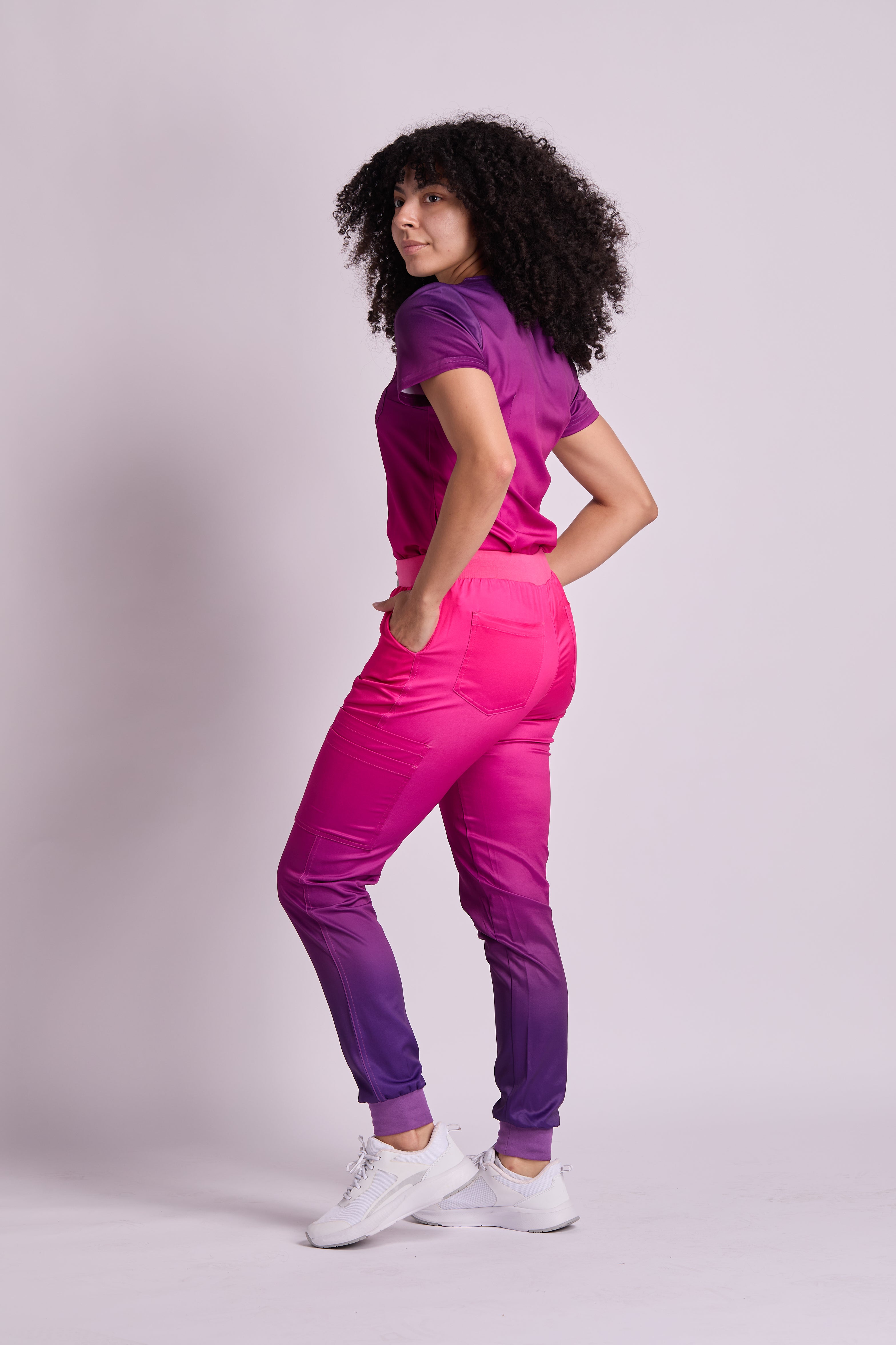 Mary K Two Tone Seven Pocket Jogger Scrub Pants