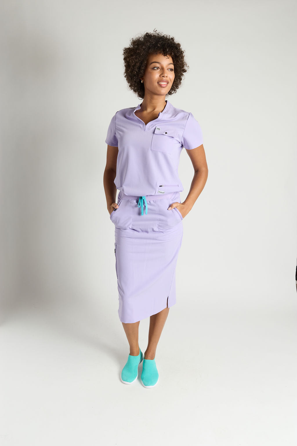 Yara Four Pocket V Neck Scrub Top