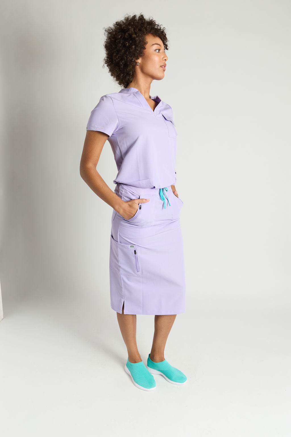 Yara Four Pocket V Neck Scrub Top