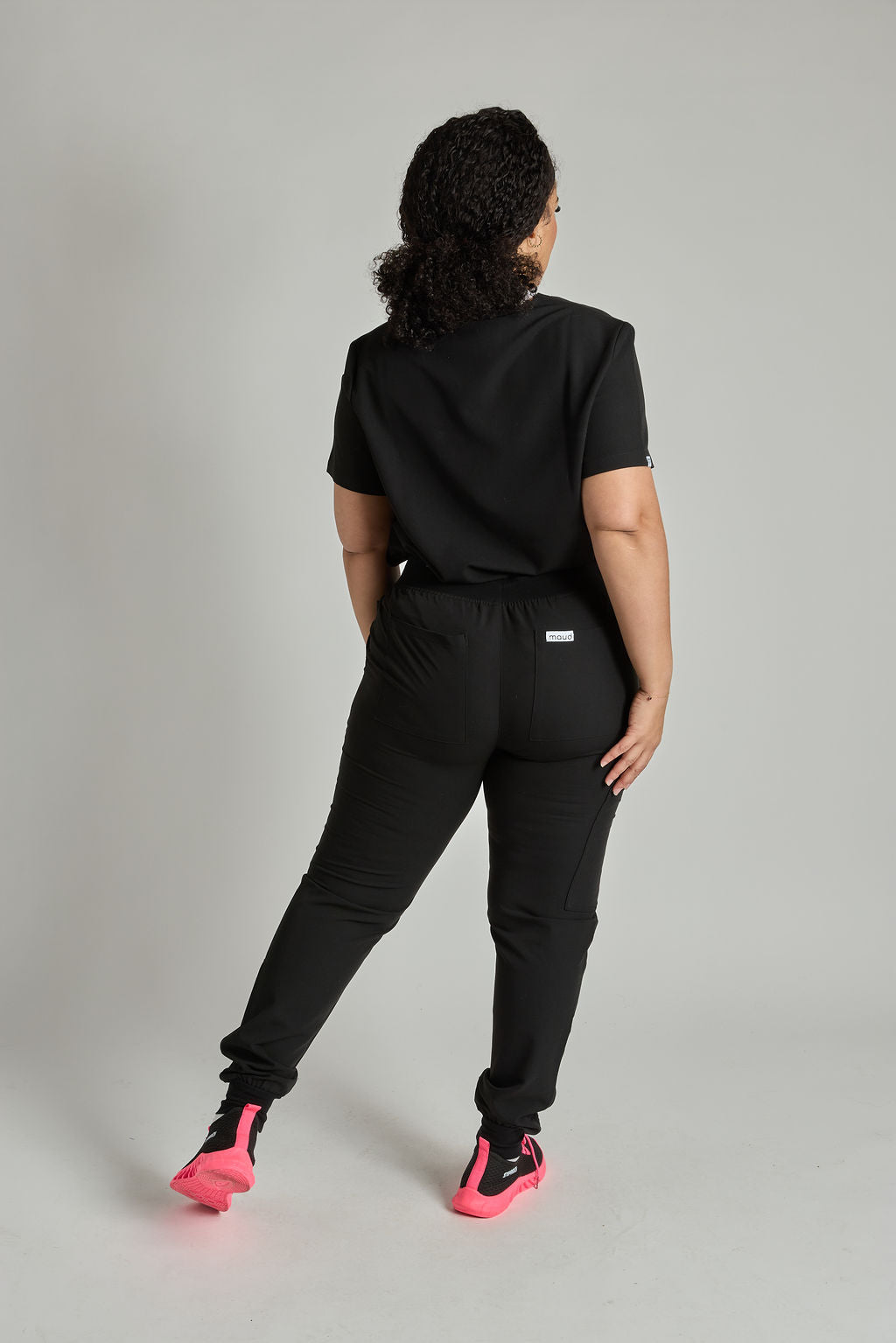Yara Ten Pocket Jogger Scrub Pants