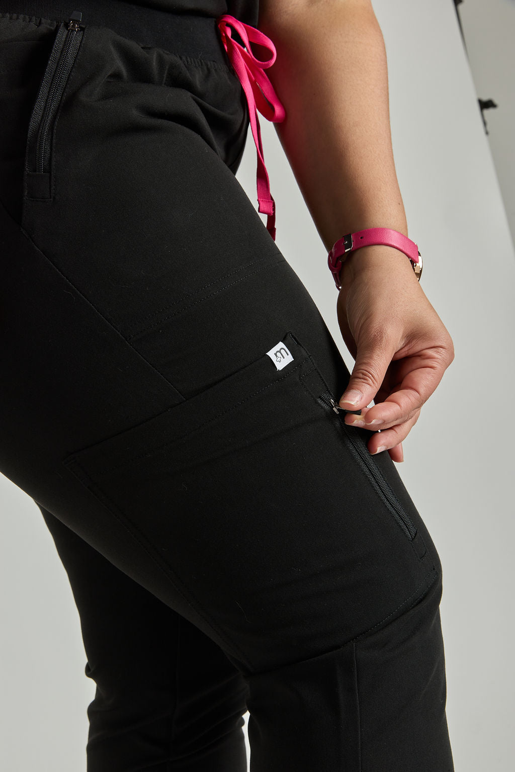 Yara Ten Pocket Jogger Scrub Pants