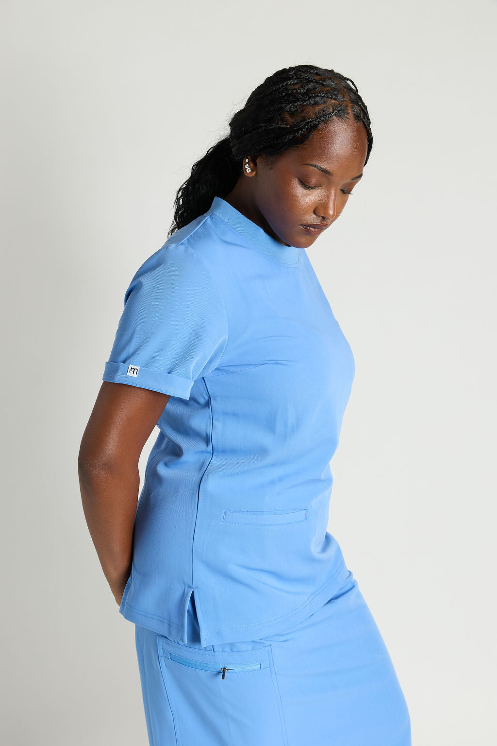 Elise Two Pocket Crew Neck Scrub Top