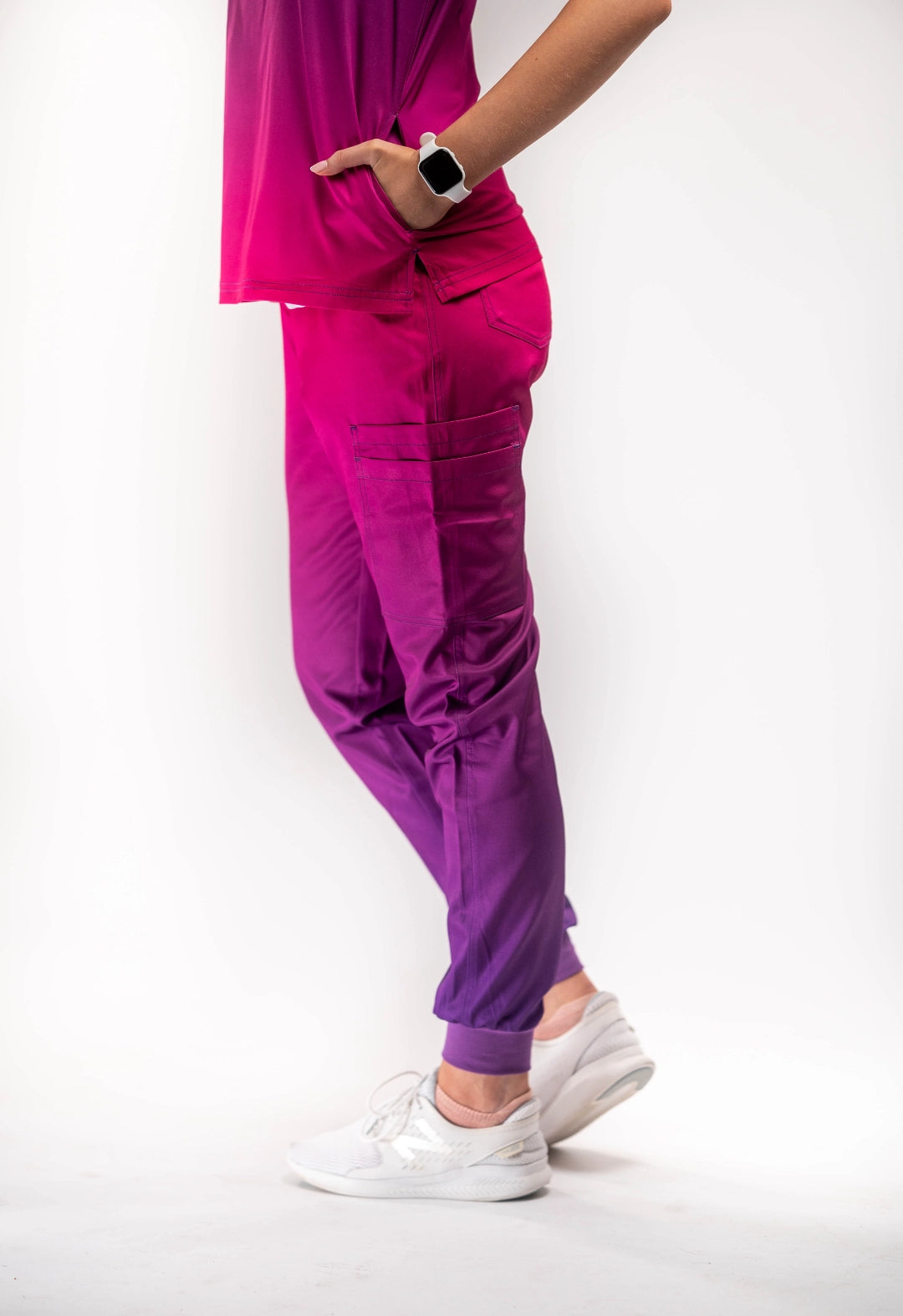 Mary K Two Tone Seven Pocket Jogger Scrub Pants