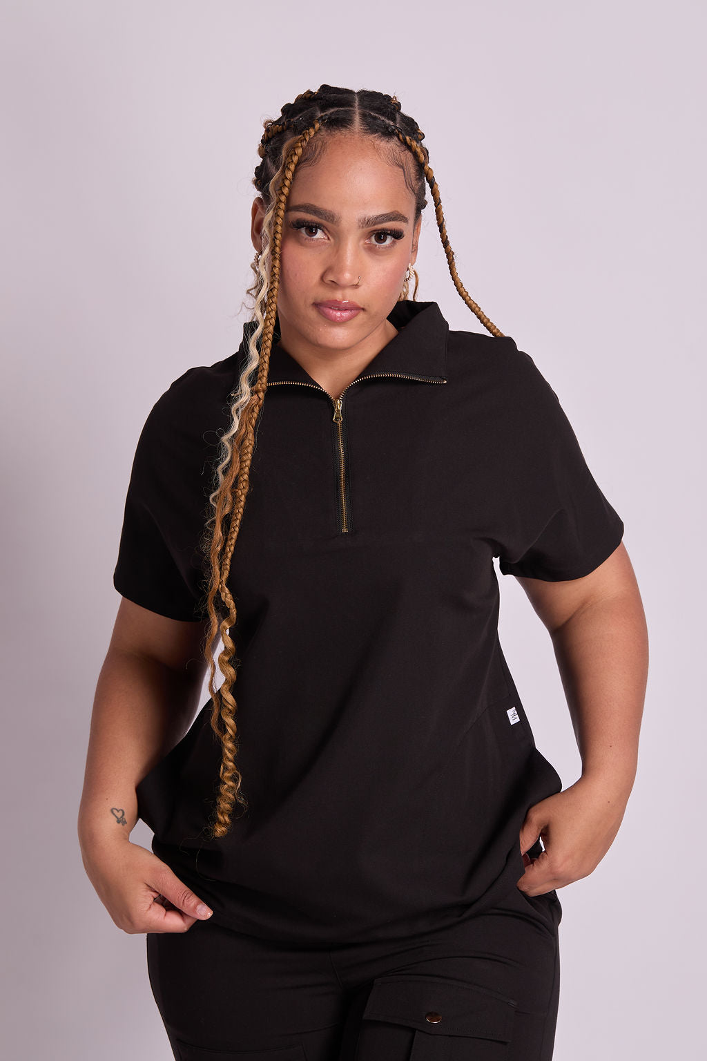 Amara Two Pocket Scrub Top