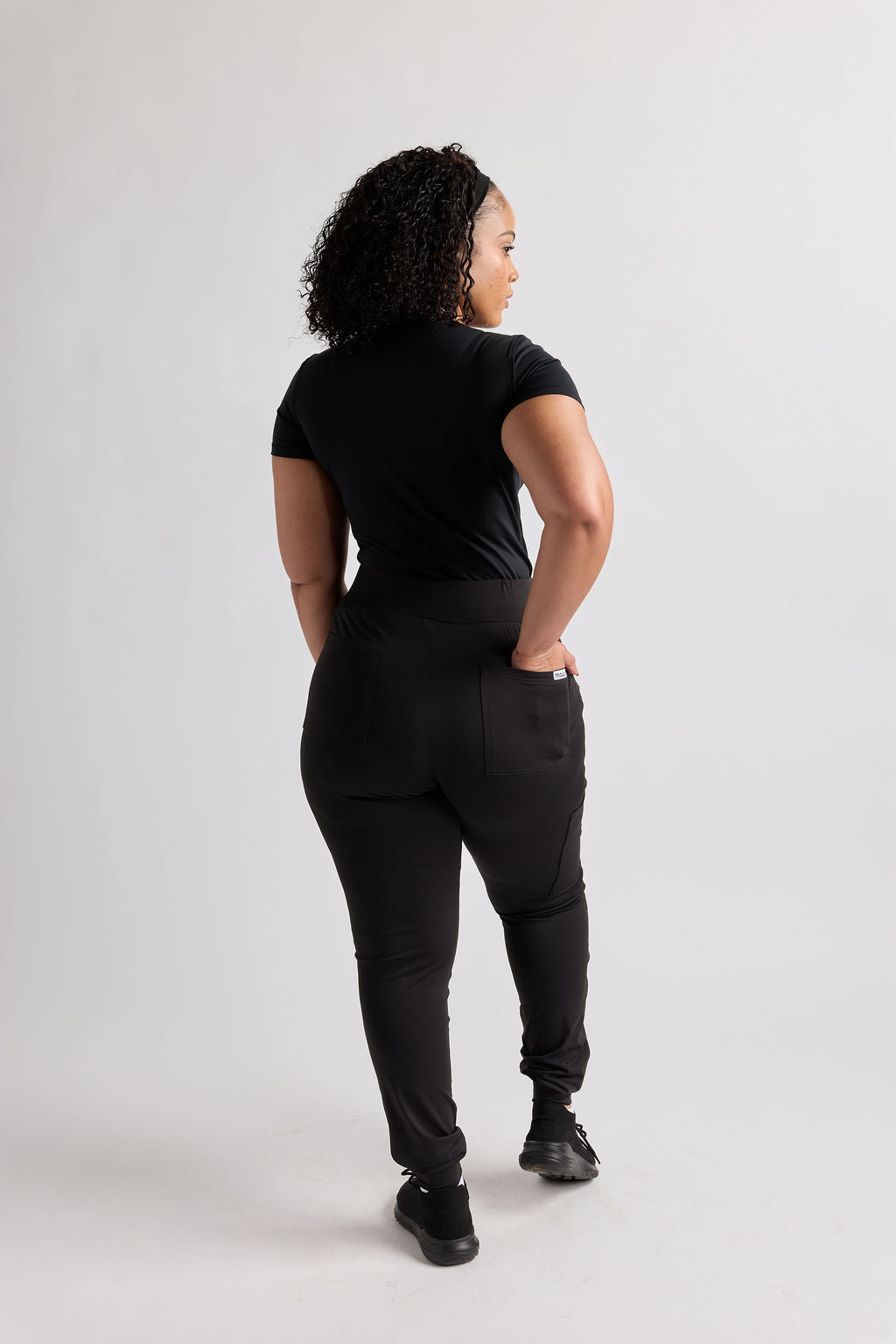 Yara 360 Stretch Jogger Scrub Pants