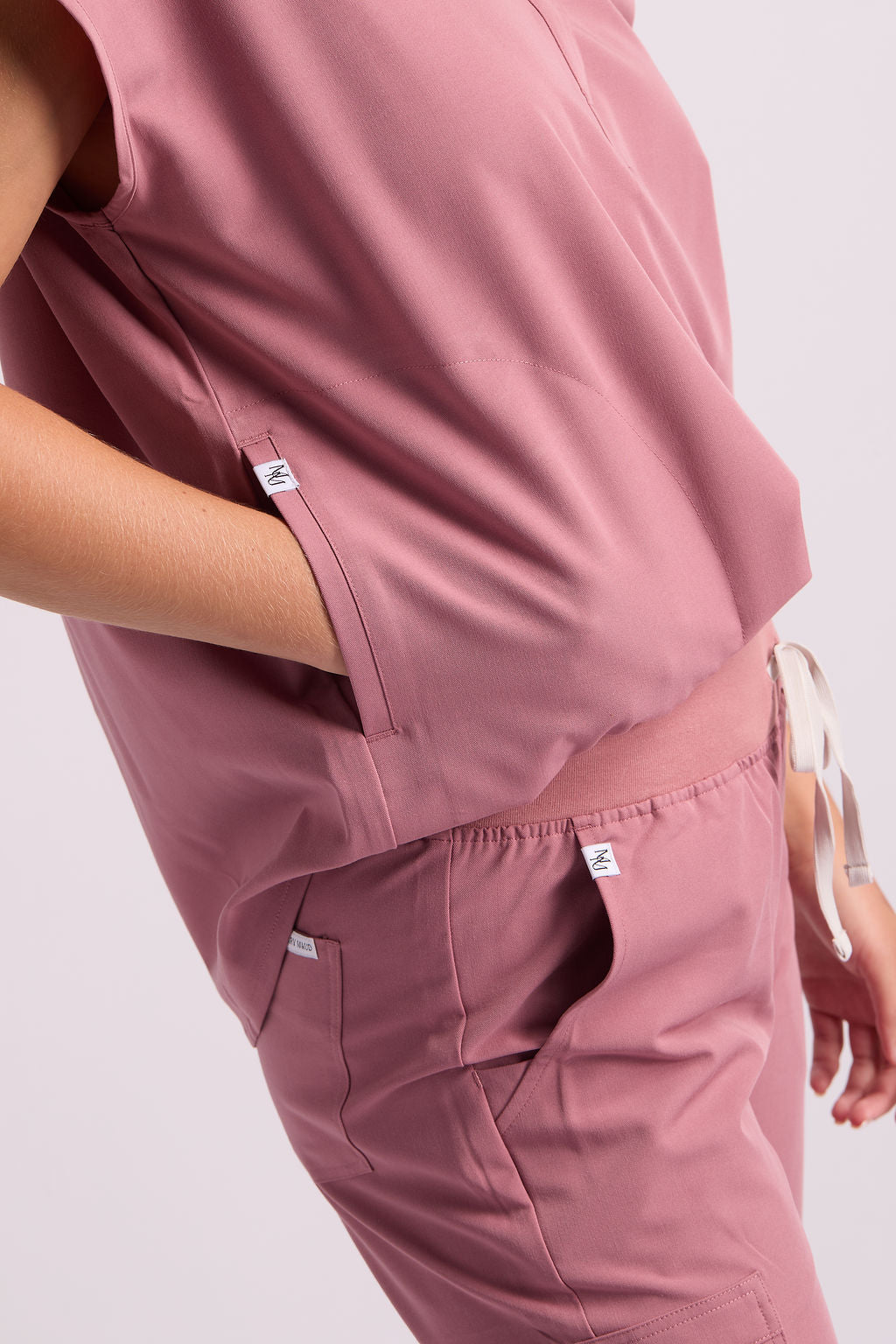 Amara Two Pocket Oversized Scrub Top