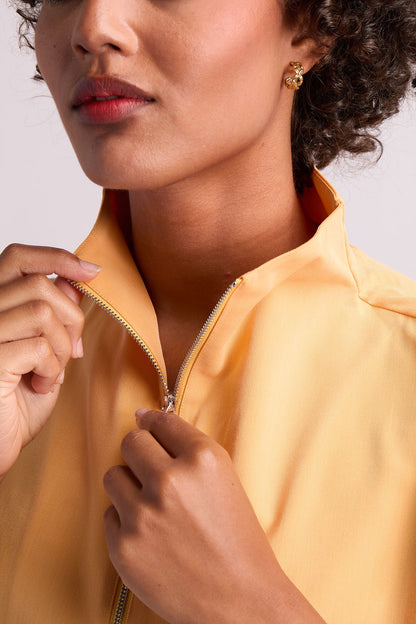 Amara Two Pocket Scrub Top