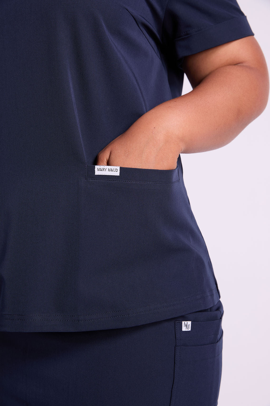 Elise Two Pocket Crew Neck Scrub Top