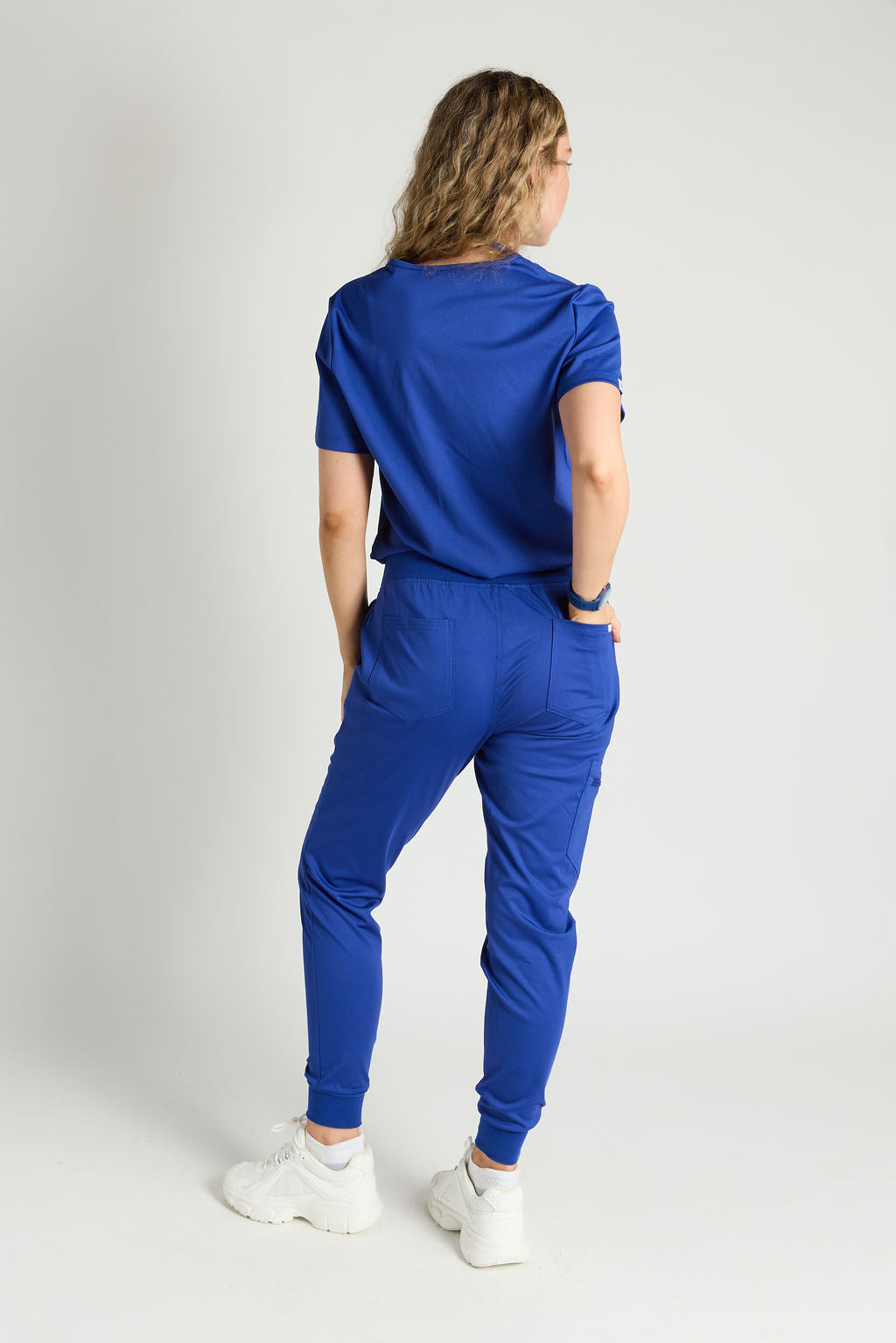 Zuri Two Pocket Scrub Top