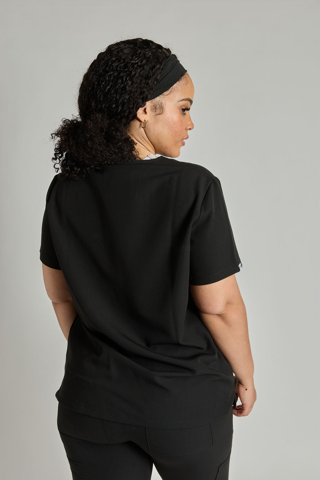 Yara Three Pocket Scrub Top