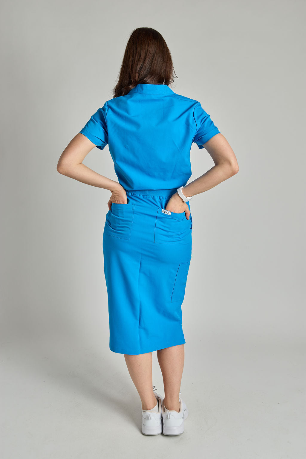 Yara Four Pocket V Neck Scrub Top