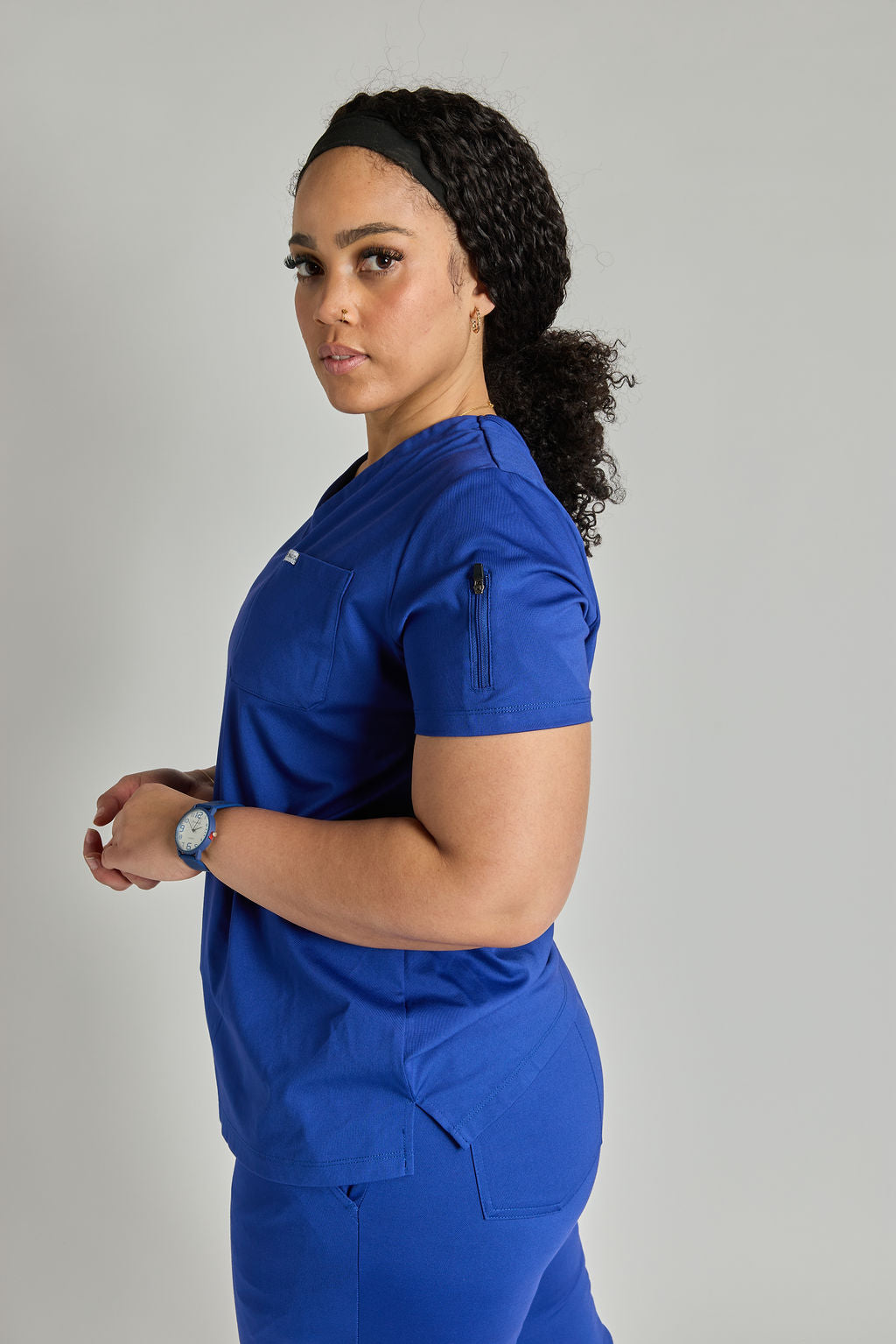 Zuri Two Pocket Scrub Top