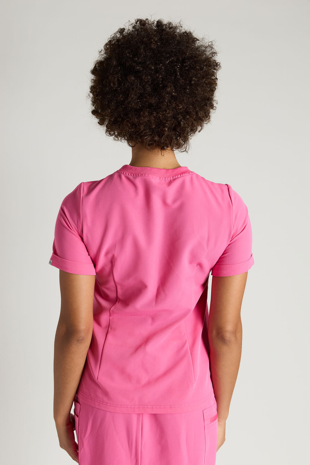 Elise Two Pocket Crew Neck Scrub Top