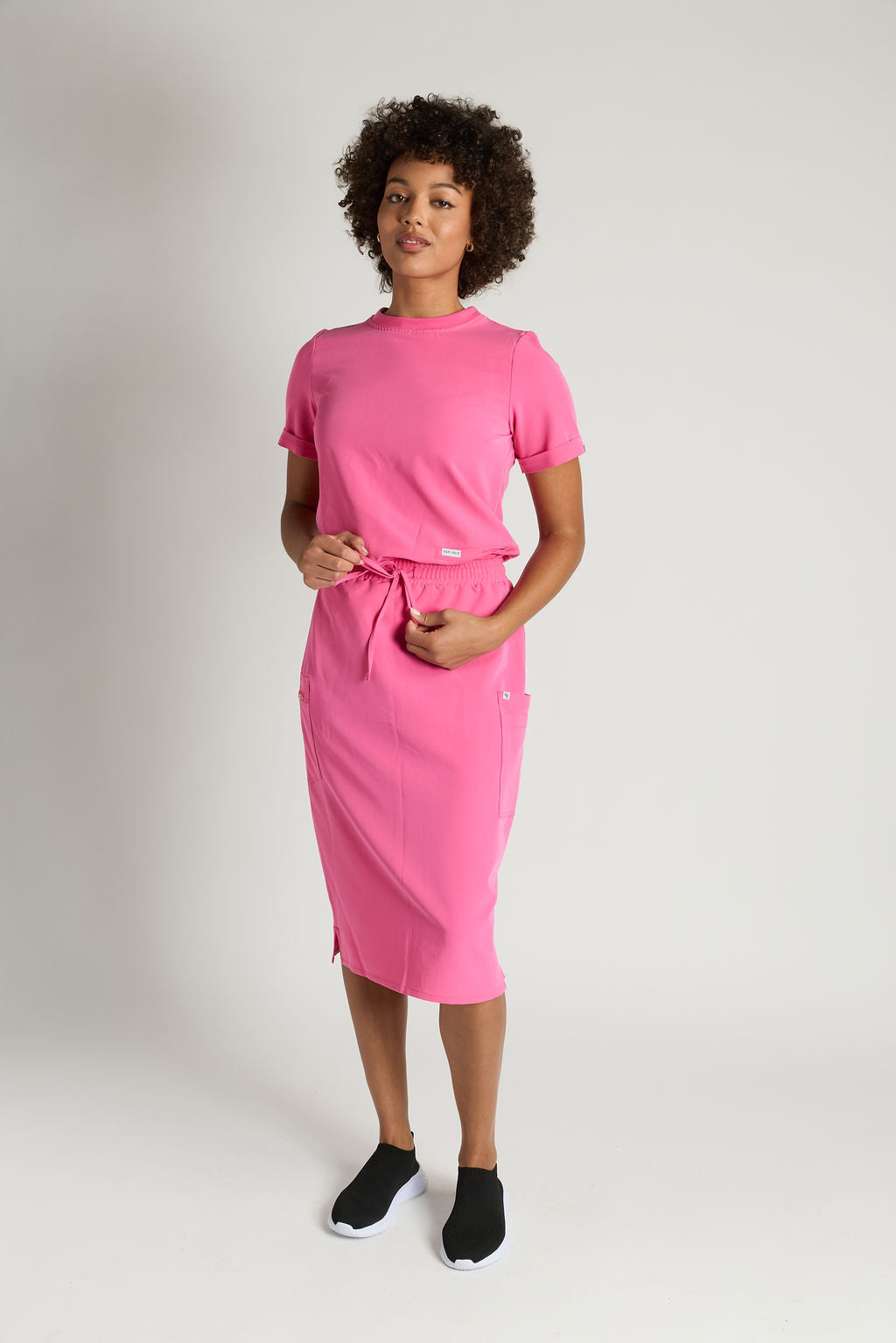 Elise Two Pocket Crew Neck Scrub Set
