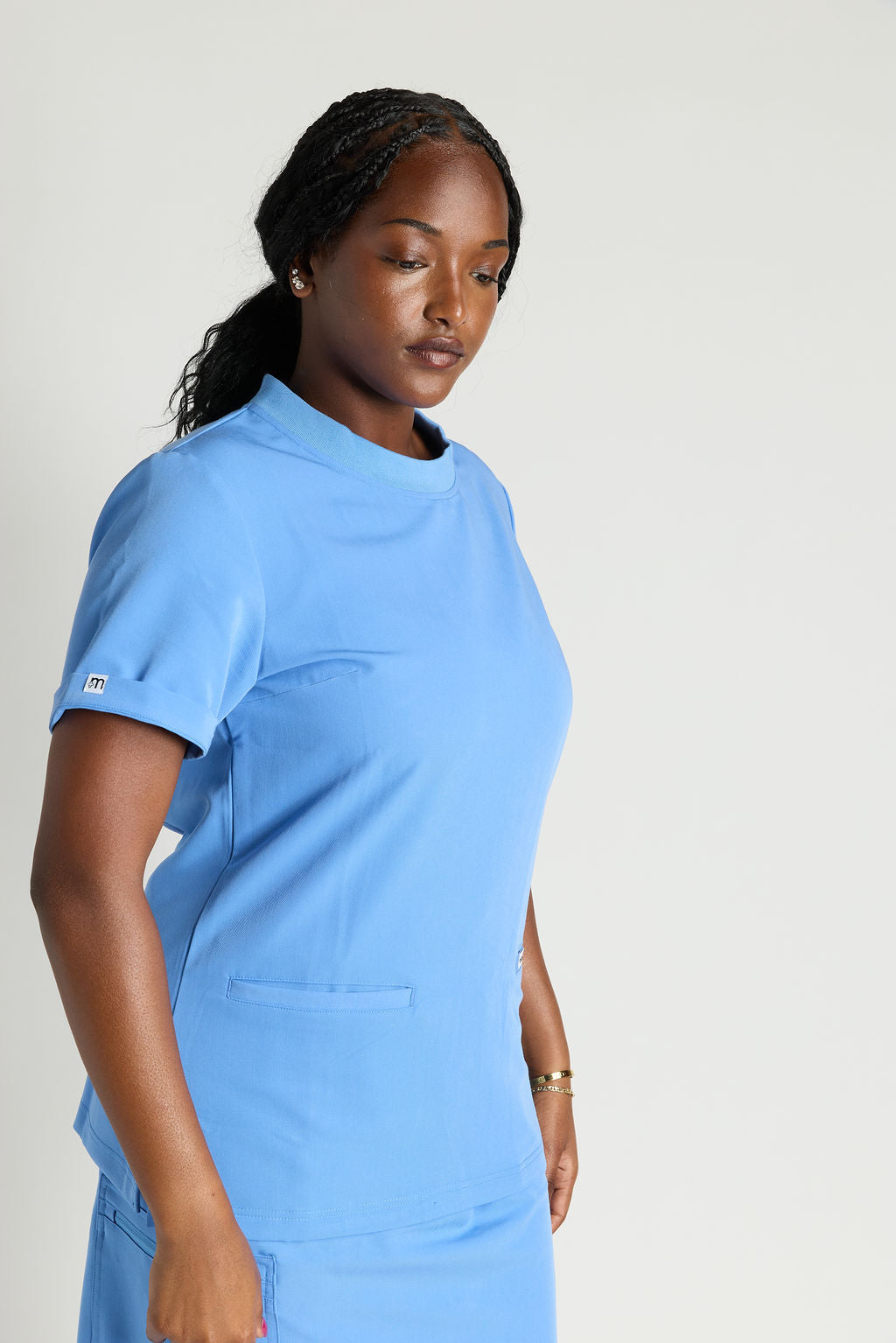Elise Two Pocket Crew Neck Scrub Top