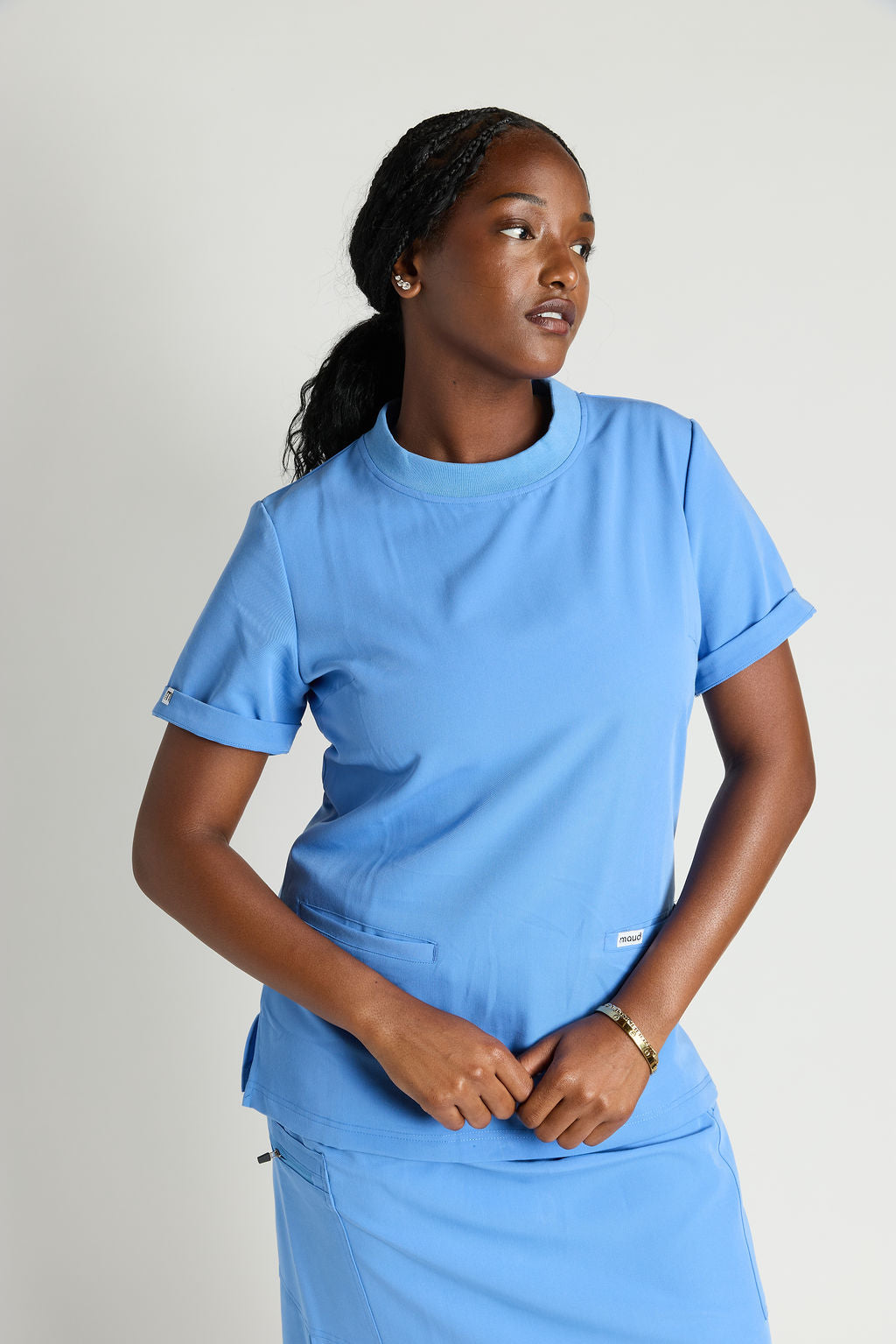 Elise Two Pocket Crew Neck Scrub Top